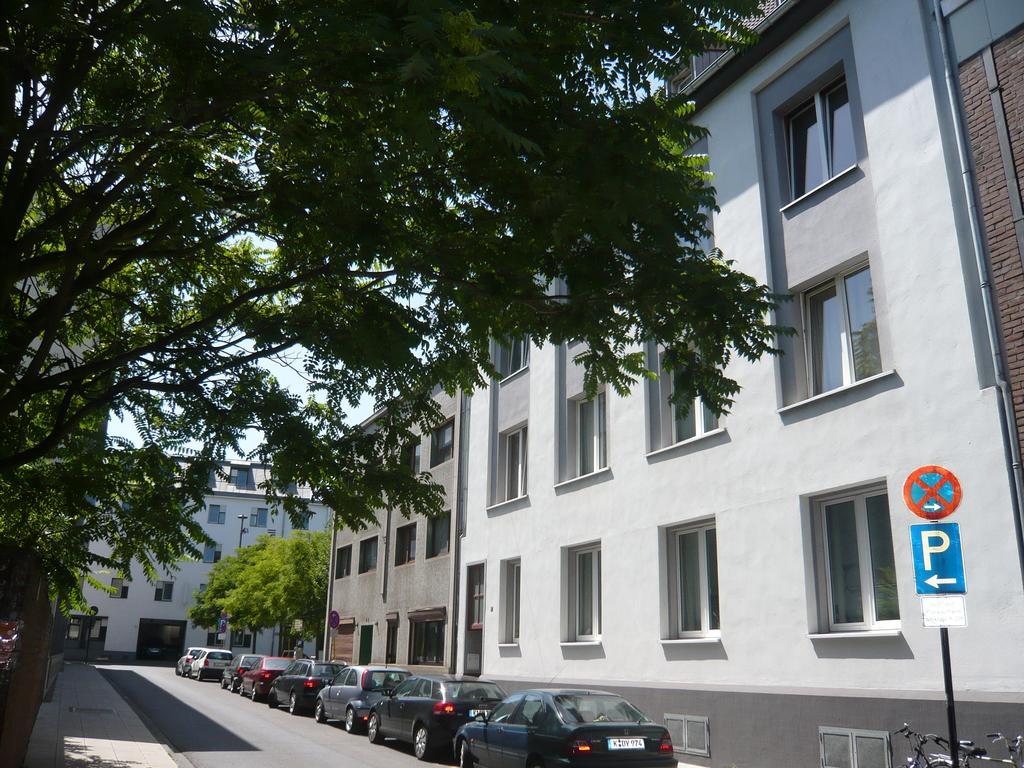 Апартаменты Koelsche Kluengel *